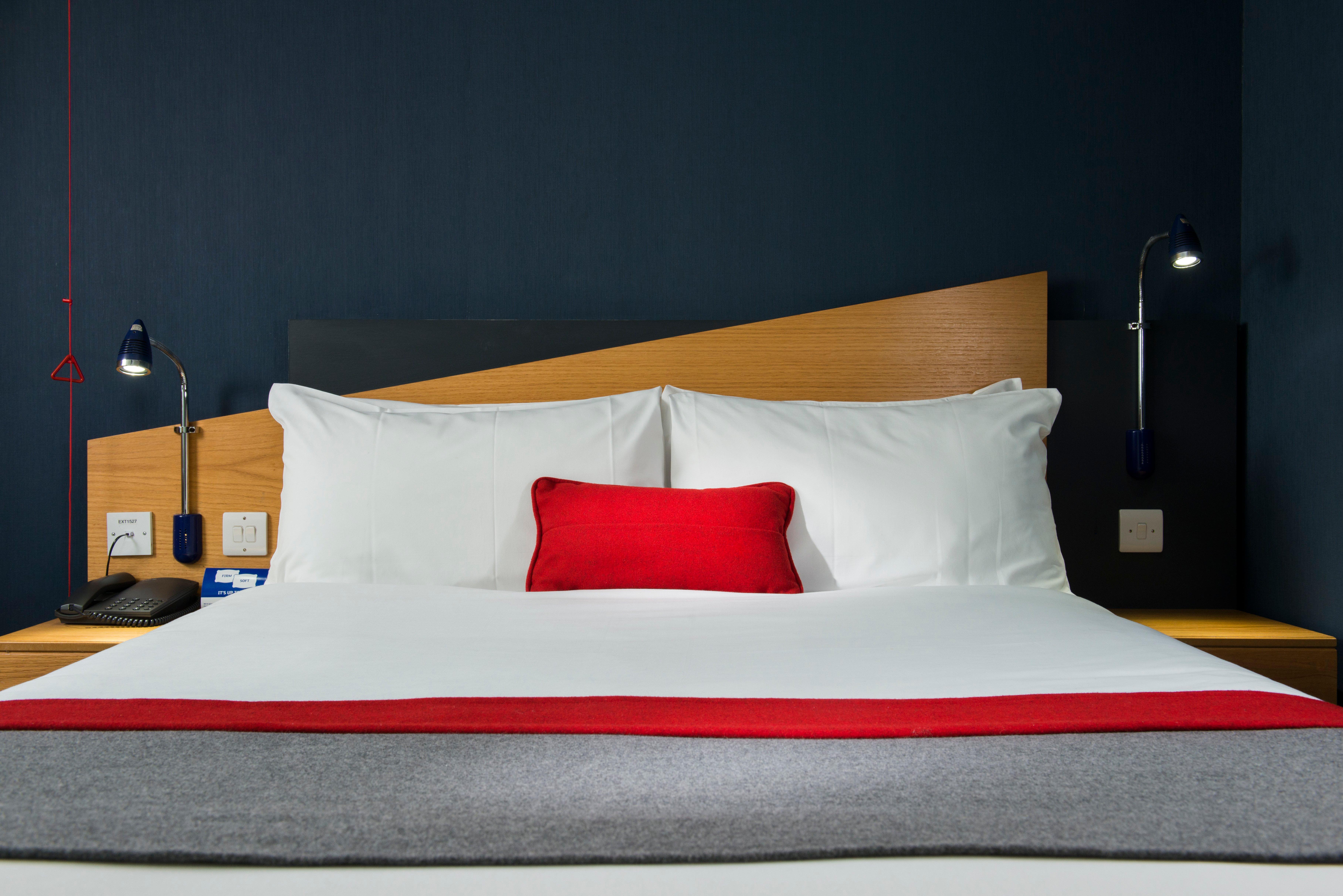 Holiday Inn Express Exeter East By Ihg Exteriör bild