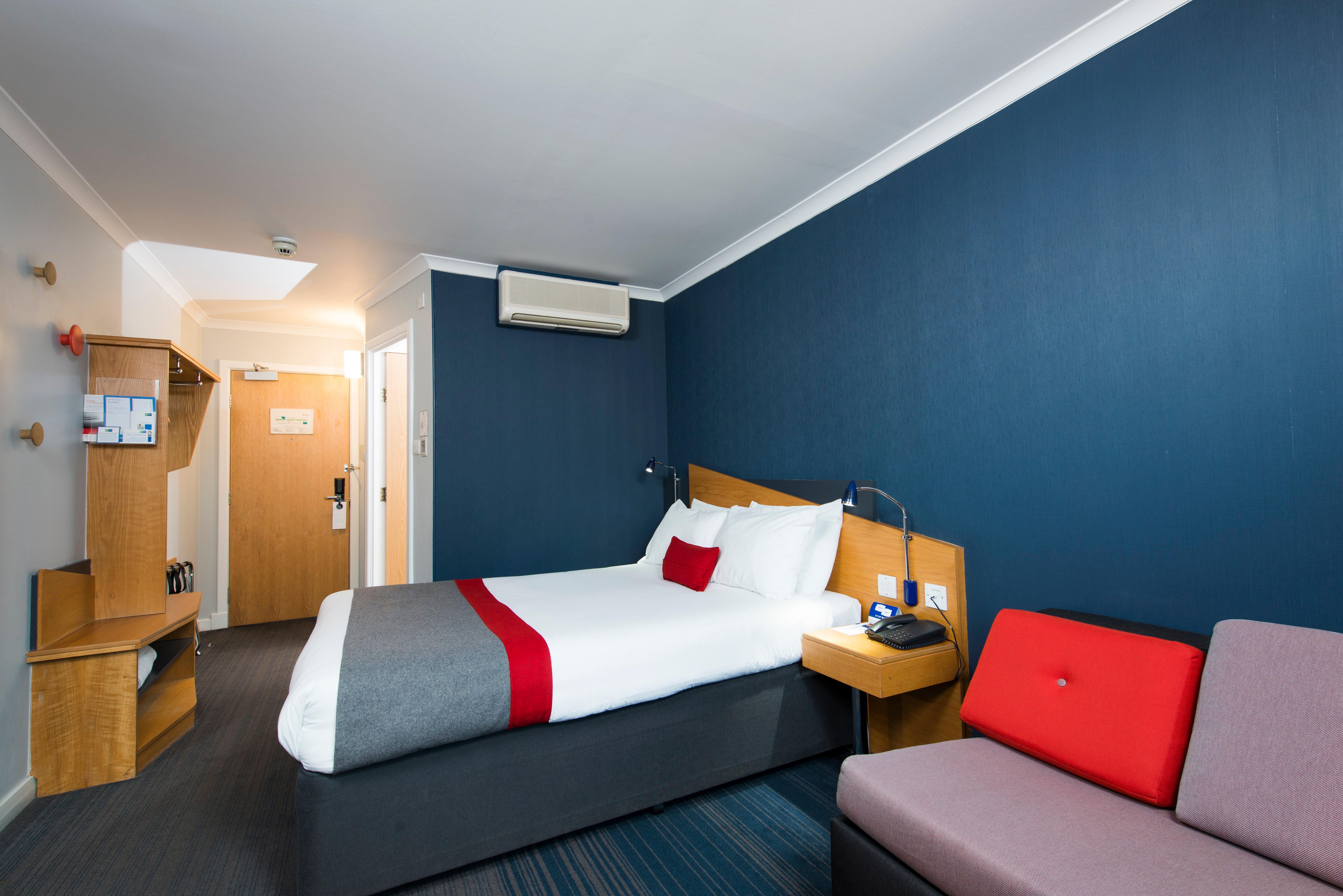 Holiday Inn Express Exeter East By Ihg Exteriör bild