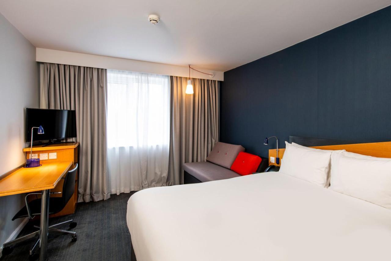 Holiday Inn Express Exeter East By Ihg Exteriör bild