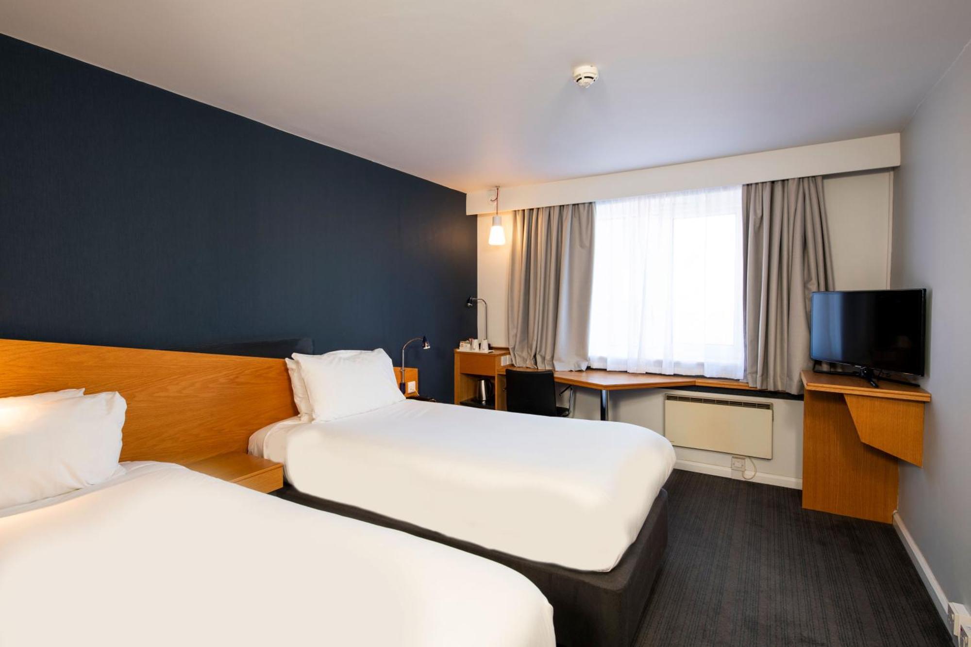 Holiday Inn Express Exeter East By Ihg Exteriör bild