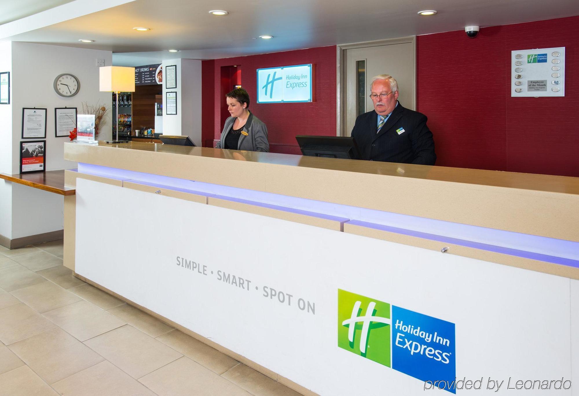 Holiday Inn Express Exeter East By Ihg Exteriör bild