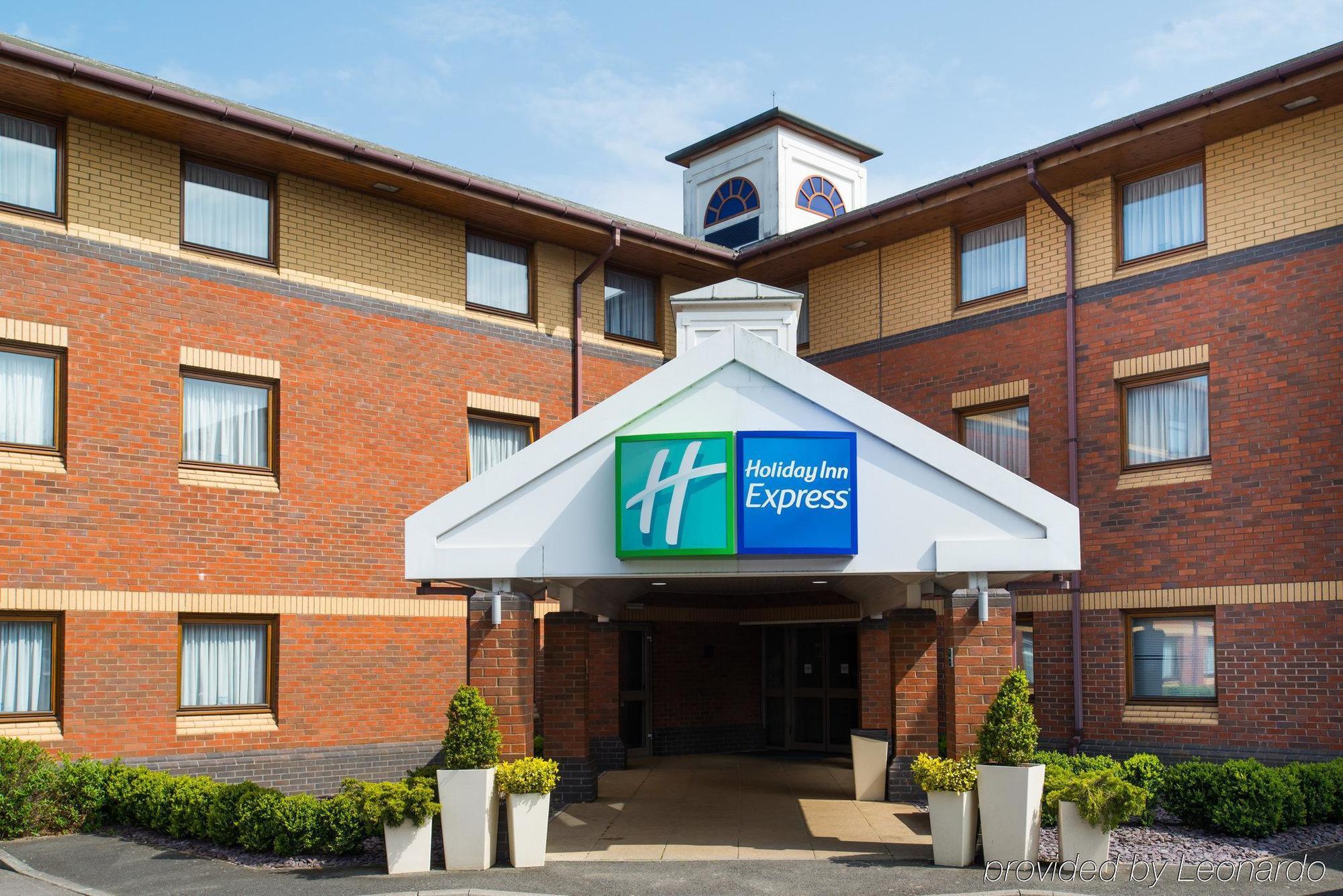 Holiday Inn Express Exeter East By Ihg Exteriör bild