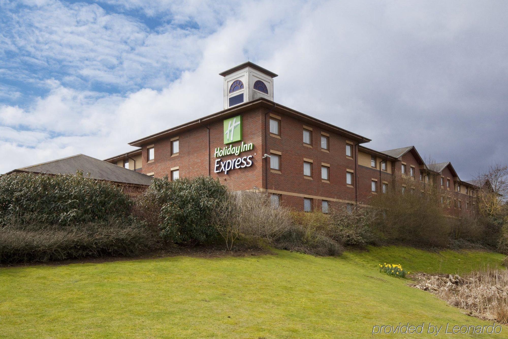 Holiday Inn Express Exeter East By Ihg Exteriör bild