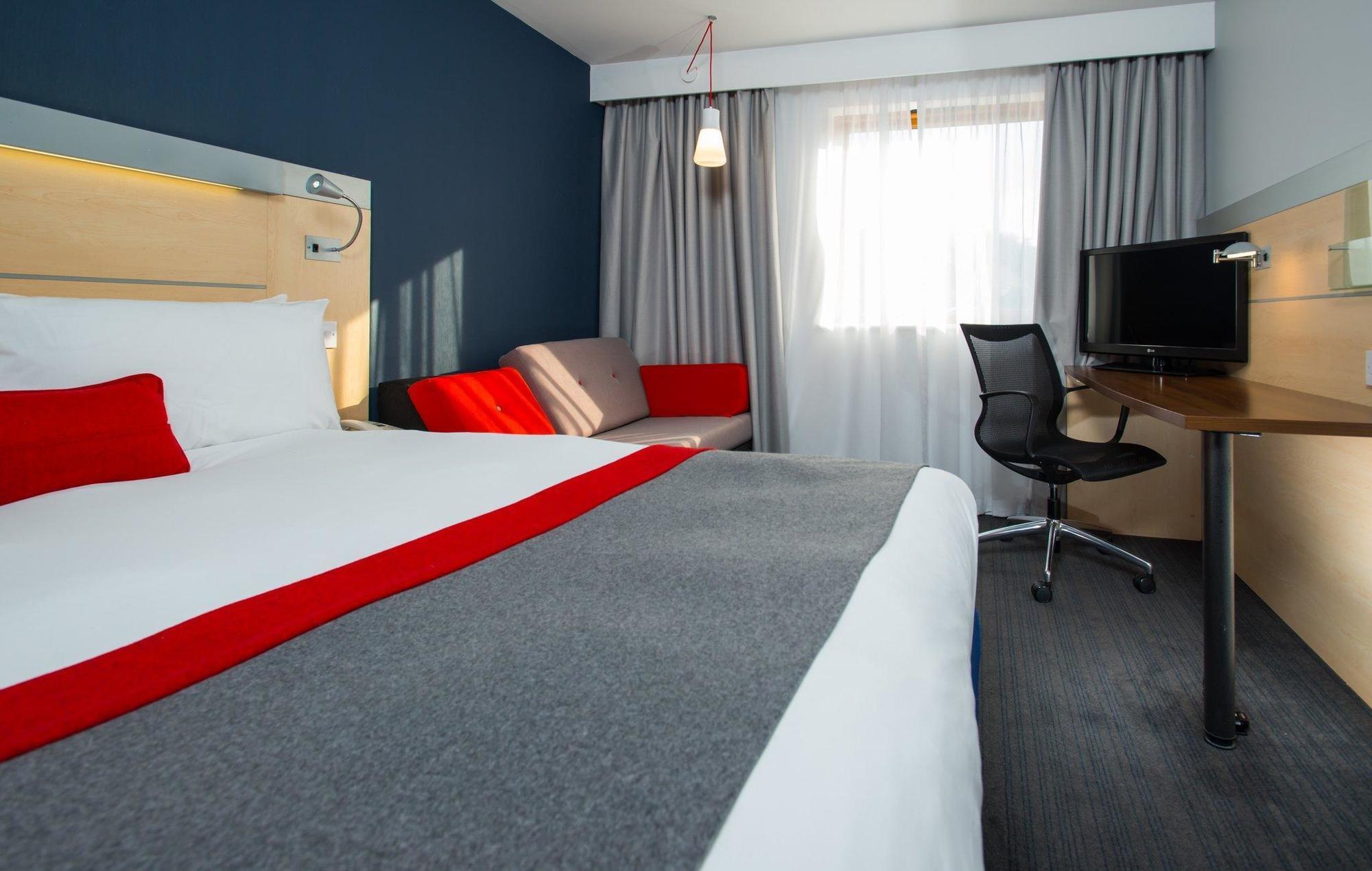 Holiday Inn Express Exeter East By Ihg Exteriör bild