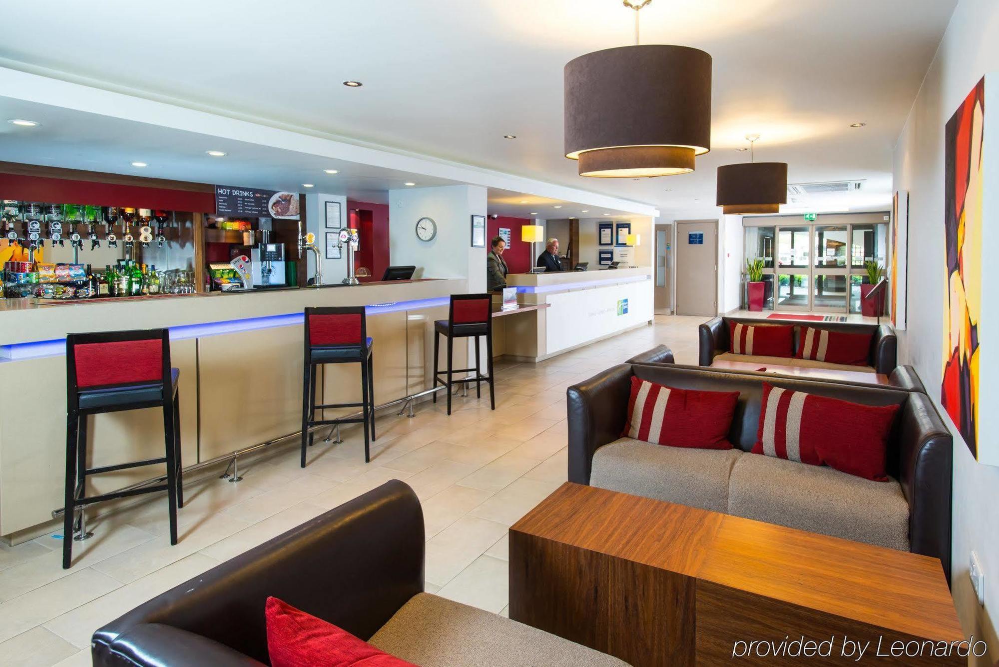 Holiday Inn Express Exeter East By Ihg Exteriör bild