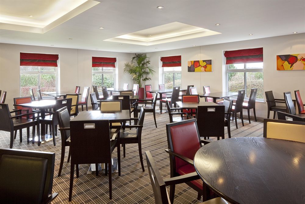 Holiday Inn Express Exeter East By Ihg Exteriör bild