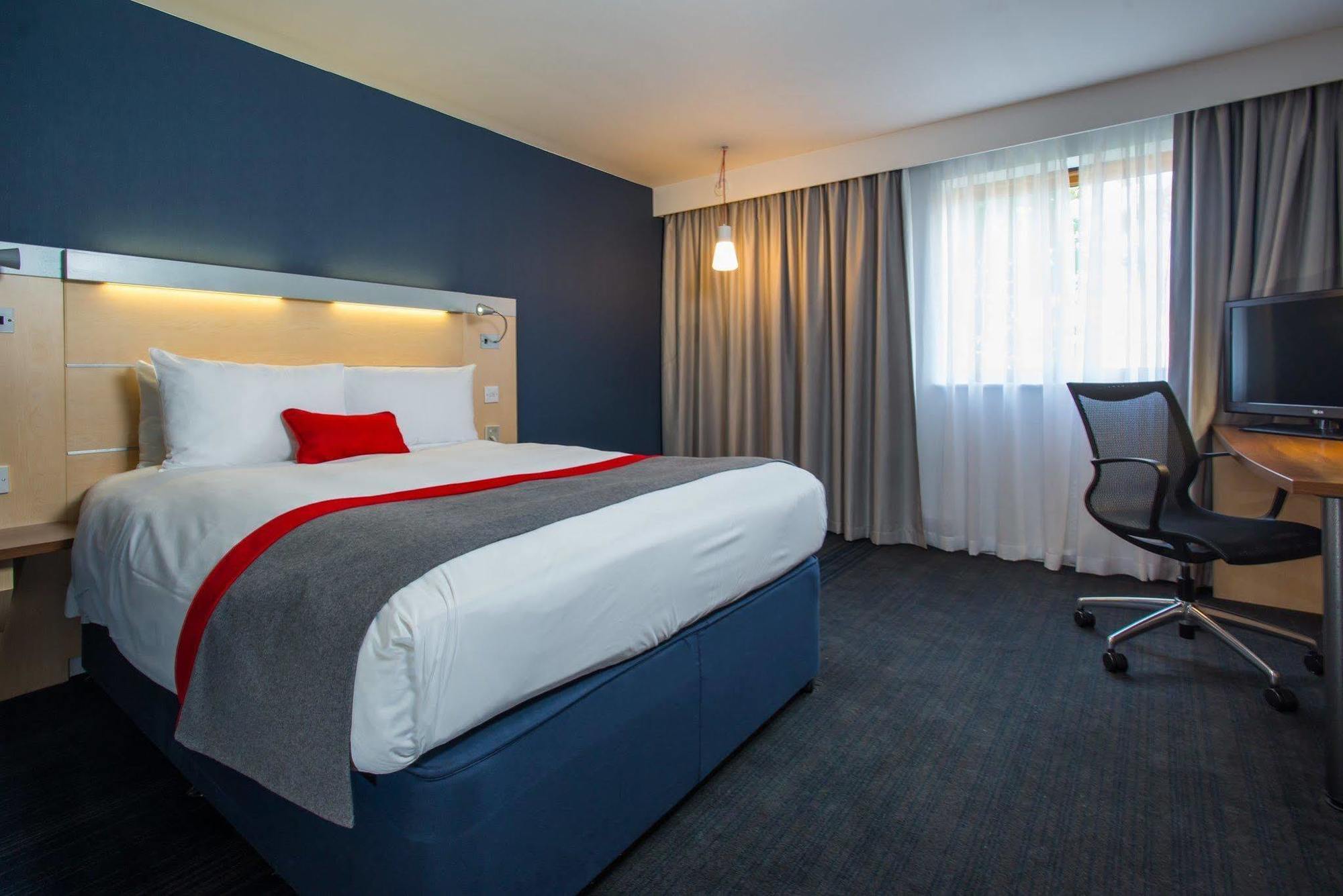 Holiday Inn Express Exeter East By Ihg Exteriör bild